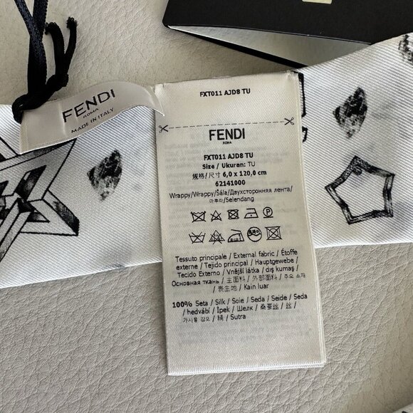 NEW FENDI TWILL SCARF SILK Beige PLANETS STARS 100% Authentic - Picture 5 of 8
